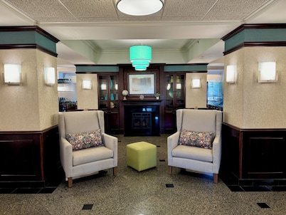 Troy Inn & Suites