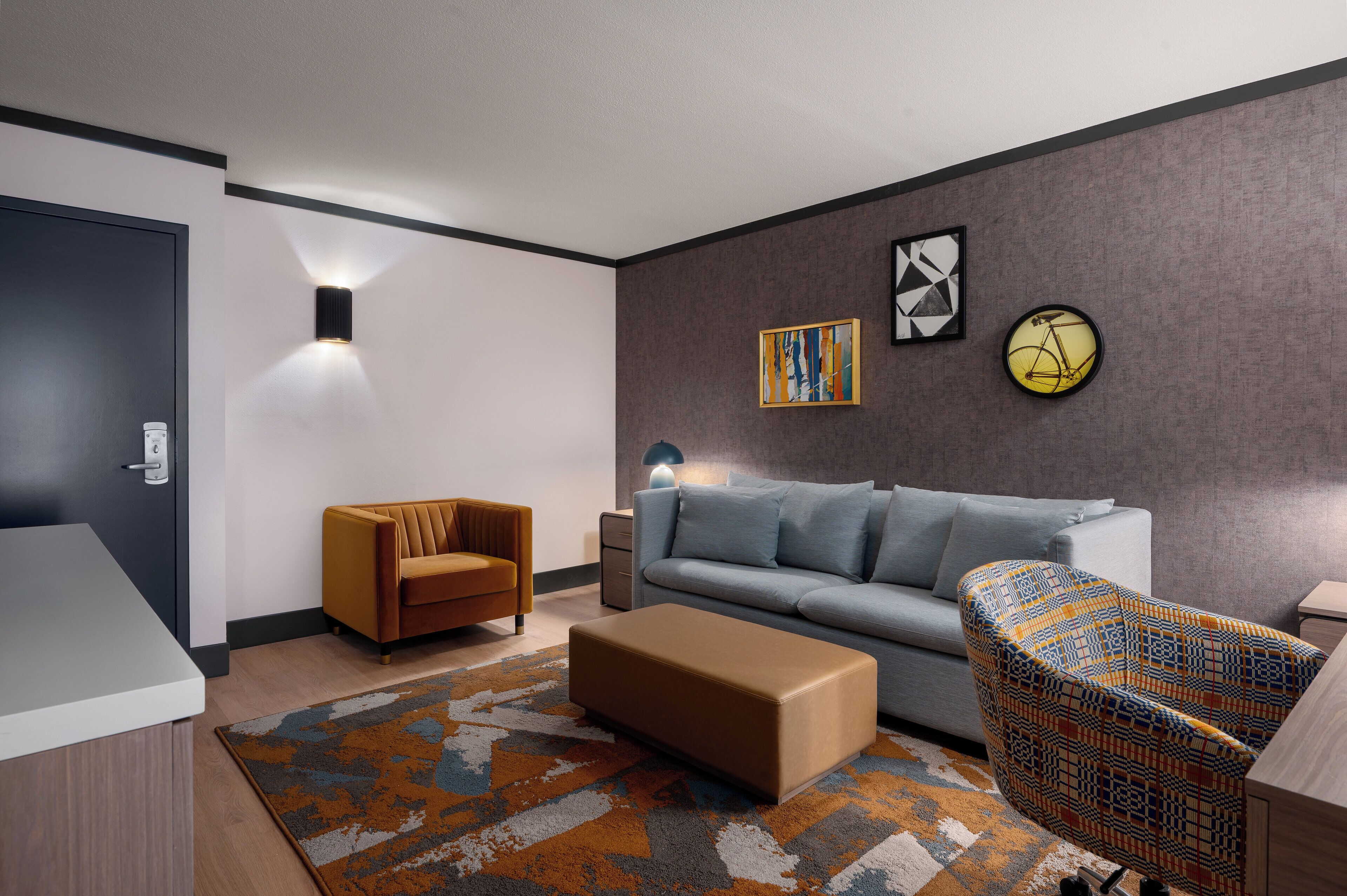 1 bedroom, desk, laptop workspace, blackout curtains