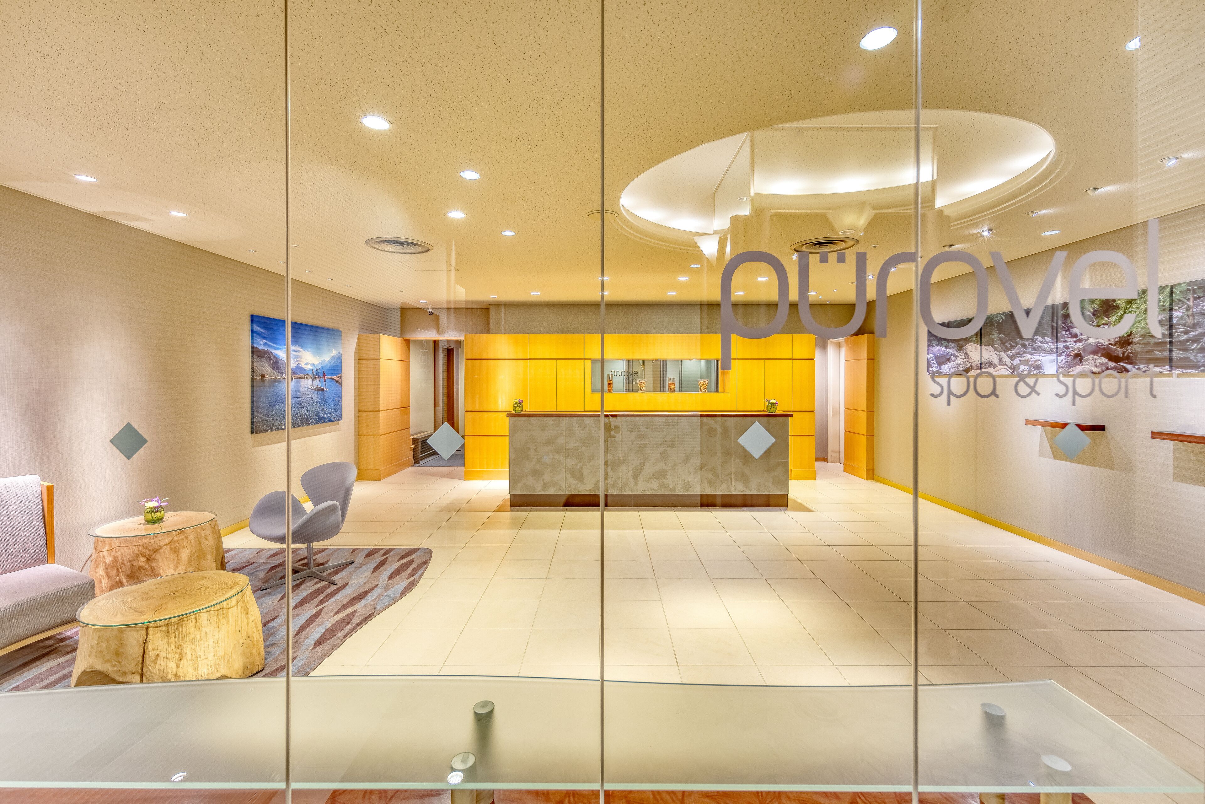 body treatments, facials, 5 treatment rooms, massages