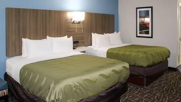 Meja, seterika/papan seterika, Wi-fi percuma, cadar katil