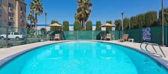 Holiday Inn Express Bakersfield by IHG