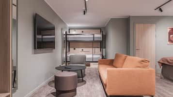 Family Room, No Windows (Large) | Desk, laptop workspace, iron/ironing board, free WiFi