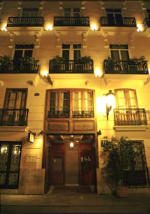 Front of property - evening/night