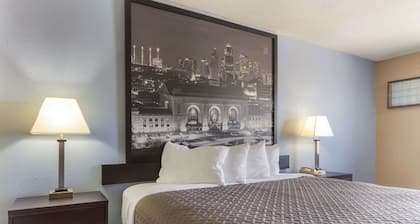 Motel 6 Concordia, MO