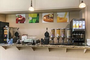 Café da manhã continental grátis durante a semana