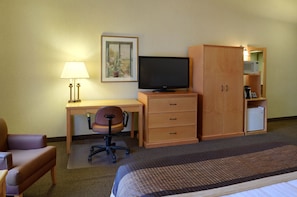 1 quarto, roupas de cama premium, escrivaninha