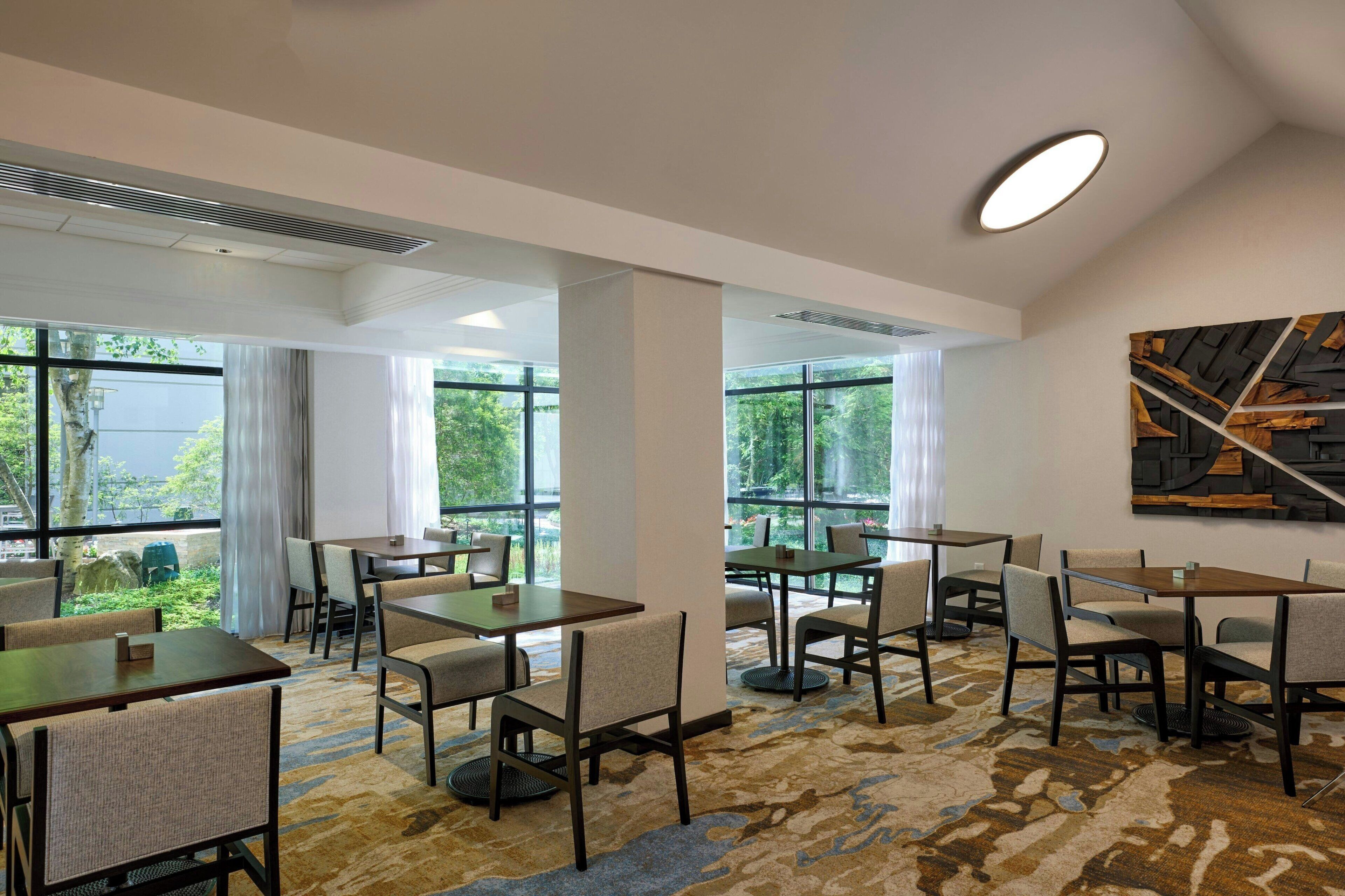 Morgenmadsbuffet hver dag (20.95 USD pr. person)