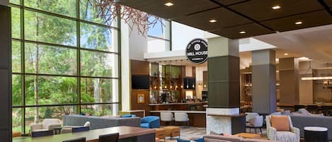 Lobby lounge