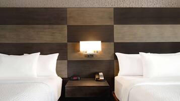 Room, 2 Queen Beds, Non Smoking (No elevator-One flight of stairs)