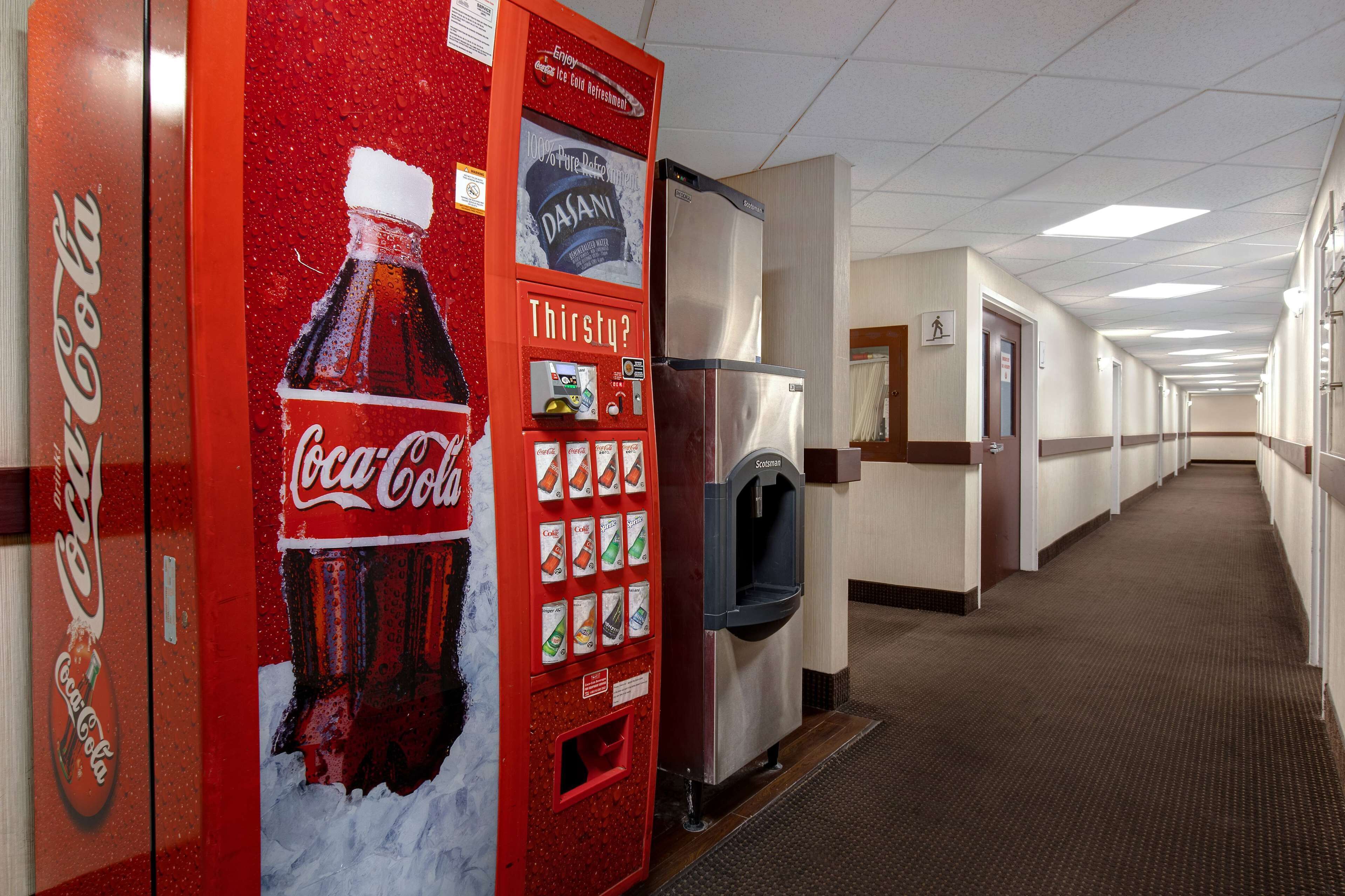 Photo - Days Inn by Wyndham Calgary South