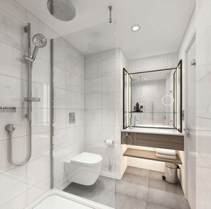 Shower, free toiletries, hair dryer, towels - Doubletree by Hilton Bath (Bath)