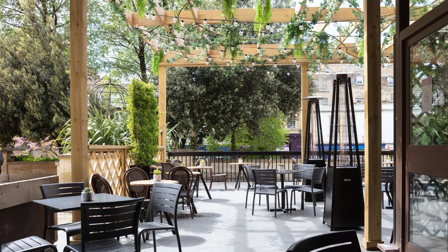 Doubletree by Hilton Bath