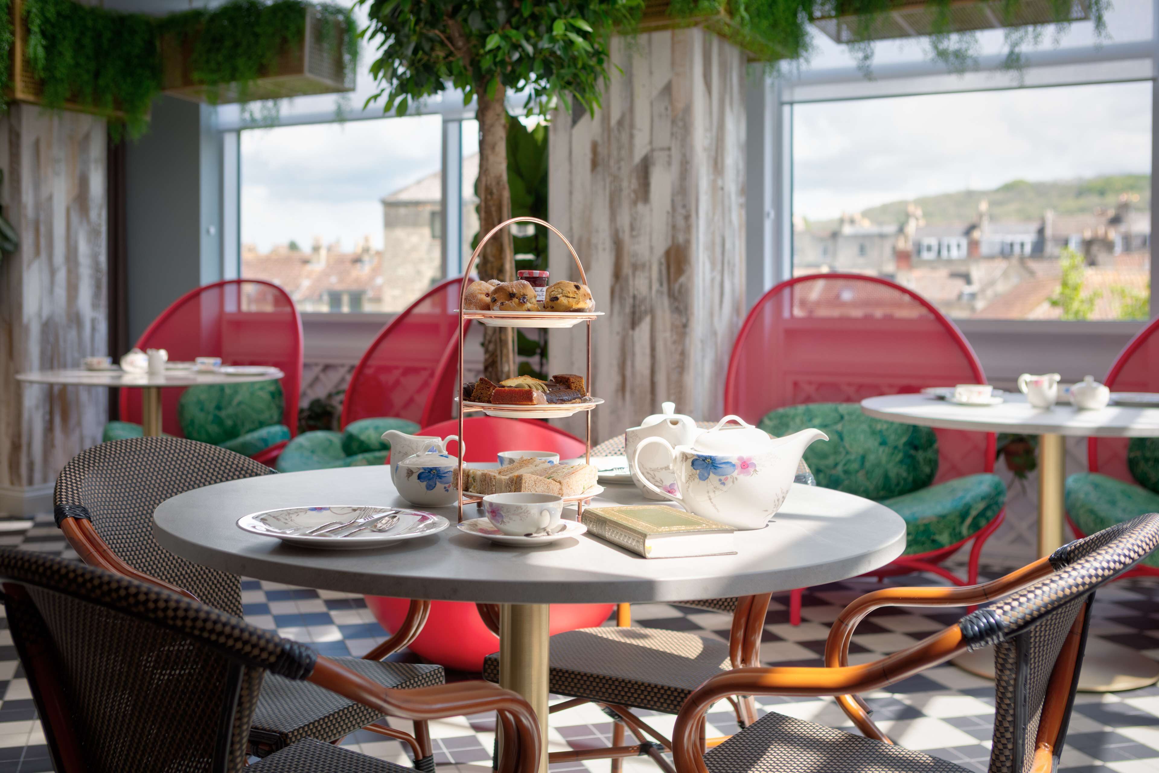 Foto - DoubleTree by Hilton Bath