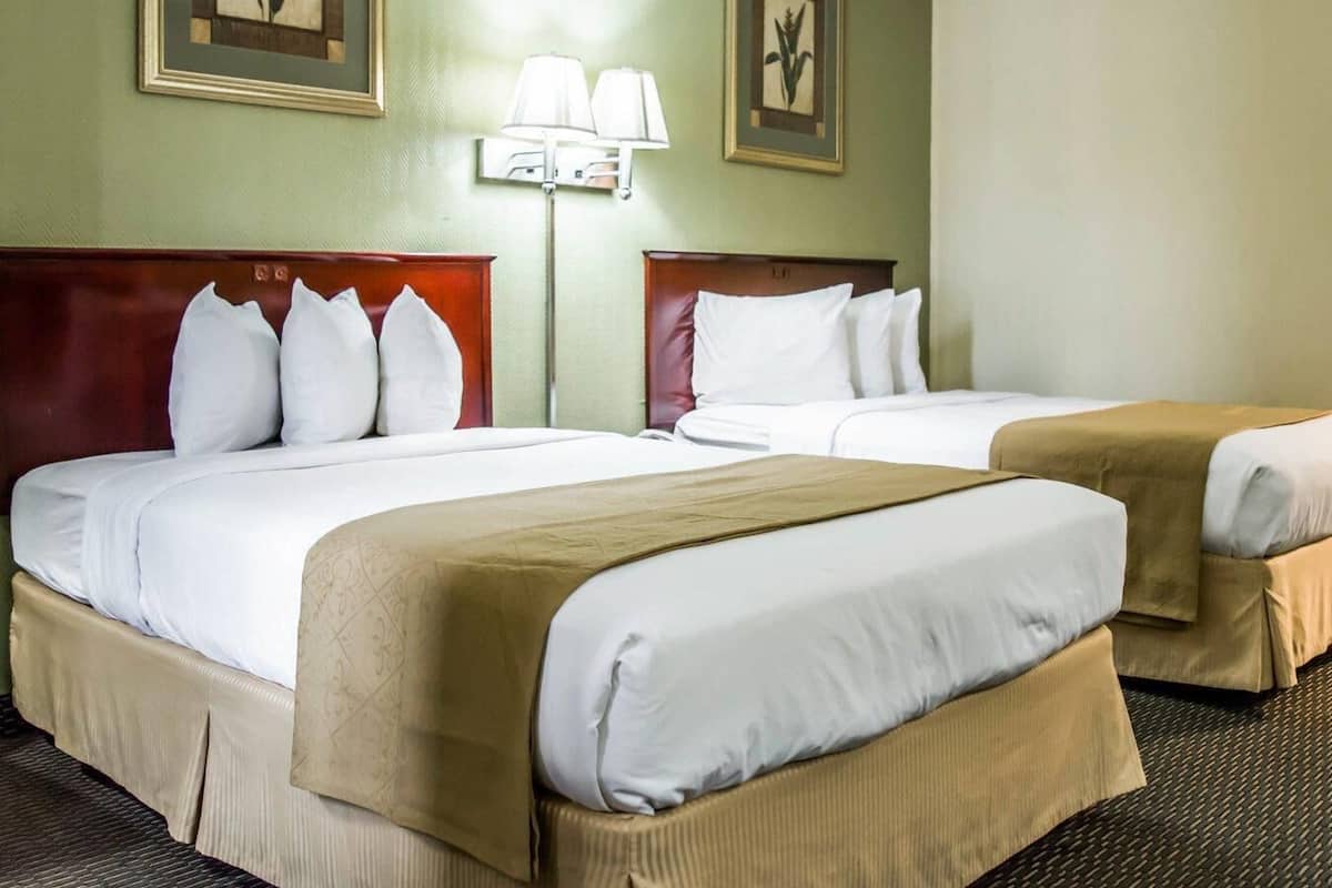 In-room safe, desk, iron/ironing board, rollaway beds