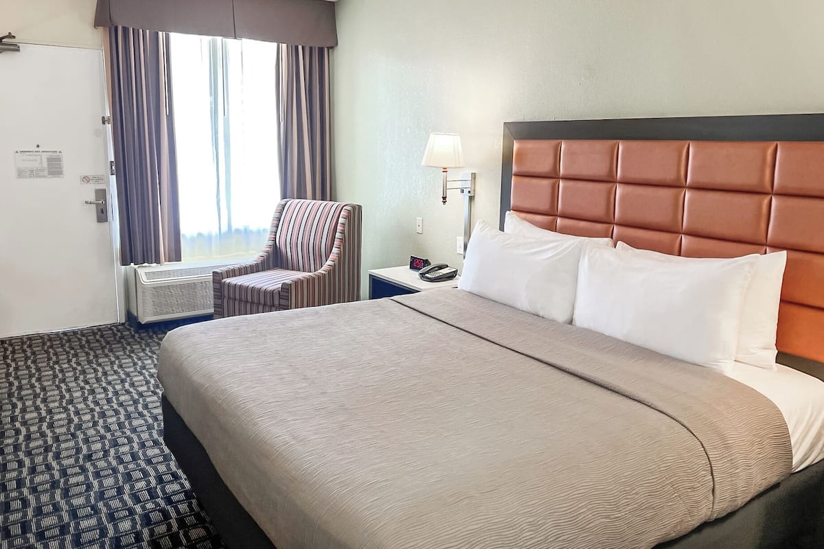 In-room safe, desk, iron/ironing board, rollaway beds