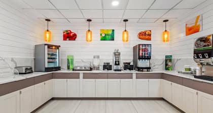 Quality Inn Tampa Airport - Cruise Port