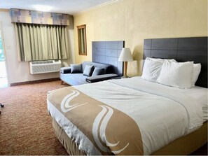 Individually furnished, desk, laptop workspace, blackout drapes -  Hibiscus Inn & Suites (Absecon)