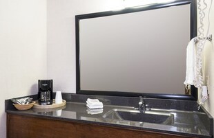 Chuveiro/banheira combinados, produtos de toalete grátis