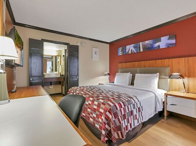 Red Roof Inn Uhrichsville