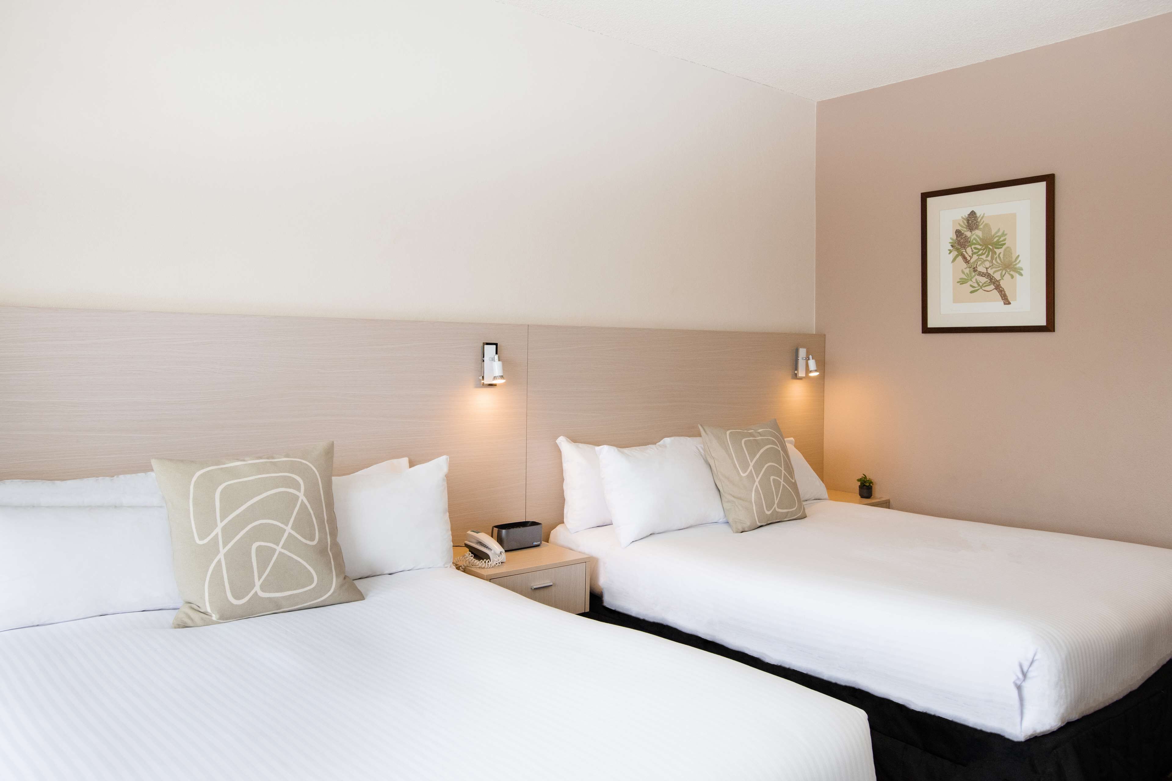 deluxe twin room, balcony | in-room safe, desk, blackout curtains, iron/ironing board