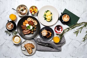 Morgenmadsbuffet hver dag (30 AUD pr. person)