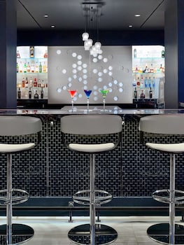 Bar (on property) at Sonesta Philadelphia Rittenhouse Square