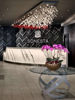 Reception area at Sonesta Philadelphia Rittenhouse Square