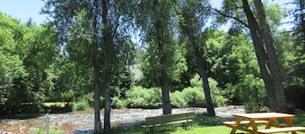 Aspenalt Lodge