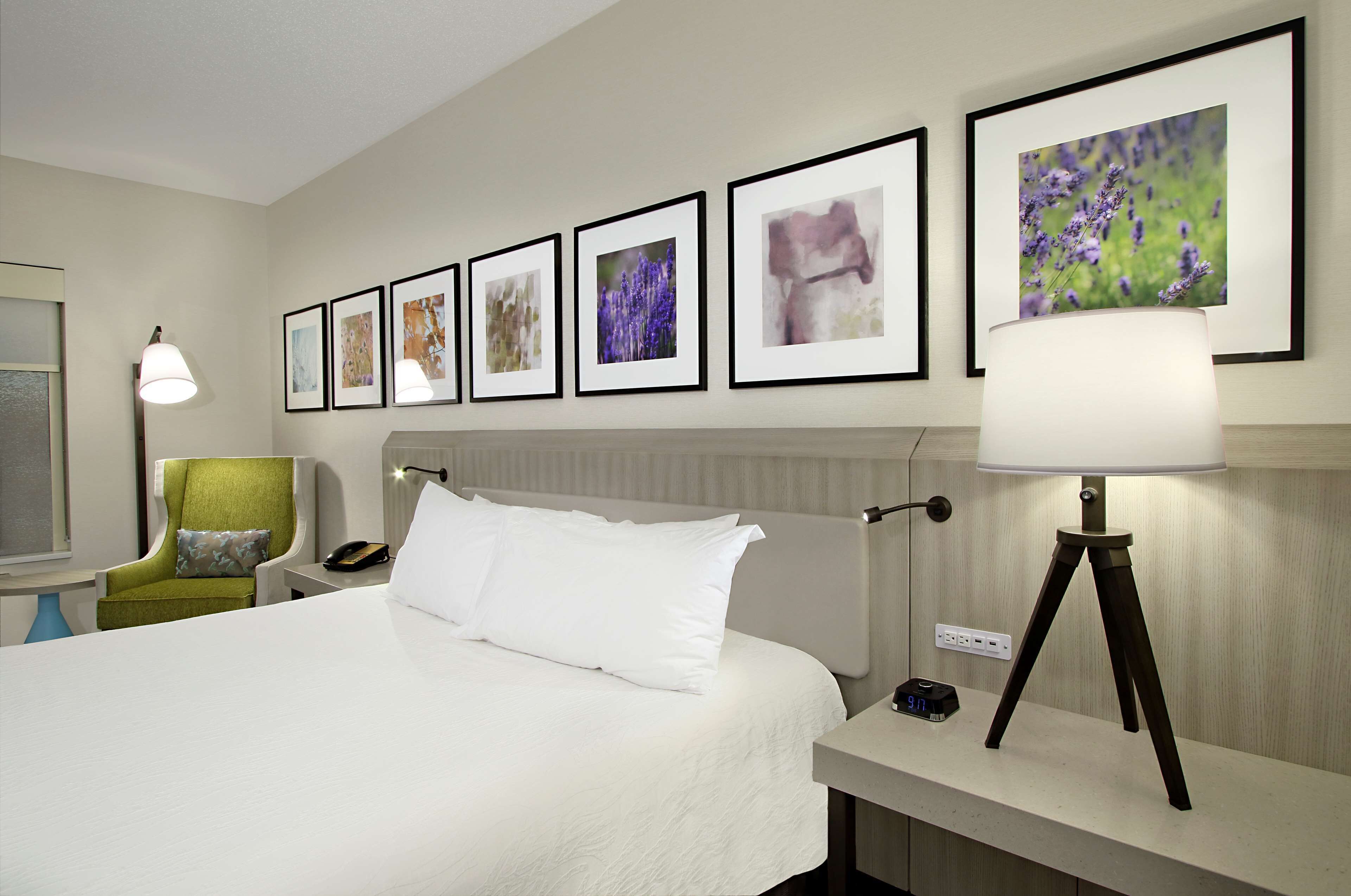 pillow-top beds, in-room safe, desk, free cots/infant beds