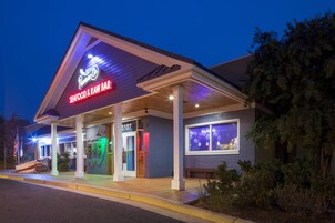 Se sirven cenas y marisco 