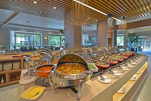 2 restaurants, breakfast, lunch, dinner served; Brazilian cuisine