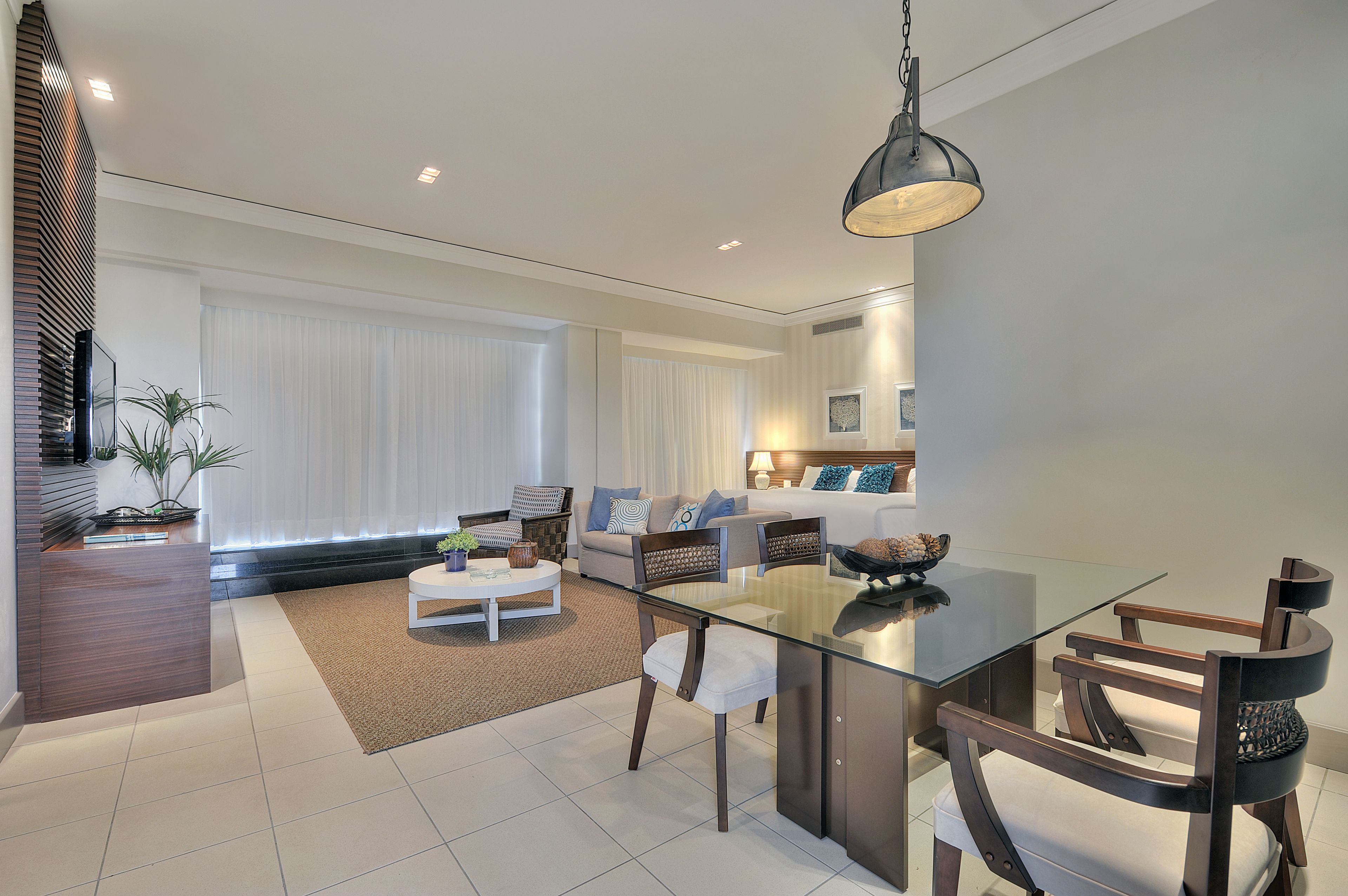 Executive Suite, 1 King Bed, Non Smoking | Living room | 21-inch LCD TV with cable channels, TV, pay movies