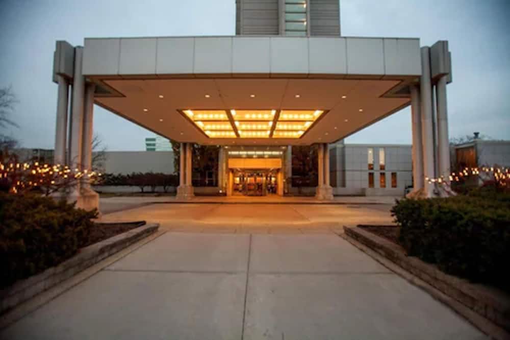 luxury hotels in Port Huron