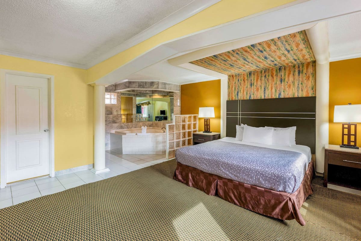 Suite, 1 chambre, non-fumeur, bain à remous (King)