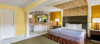 AC Lodge by Beach and Boardwalk