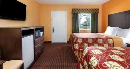 Days Inn by Wyndham Queensbury/Lake George