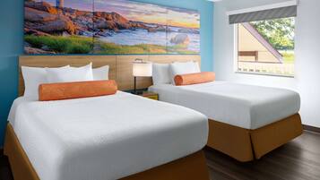 Quarto, 2 camas de casal, para não fumantes | 1 quarto, camas com colchões pillow-top, ferros/tábuas de passar roupa