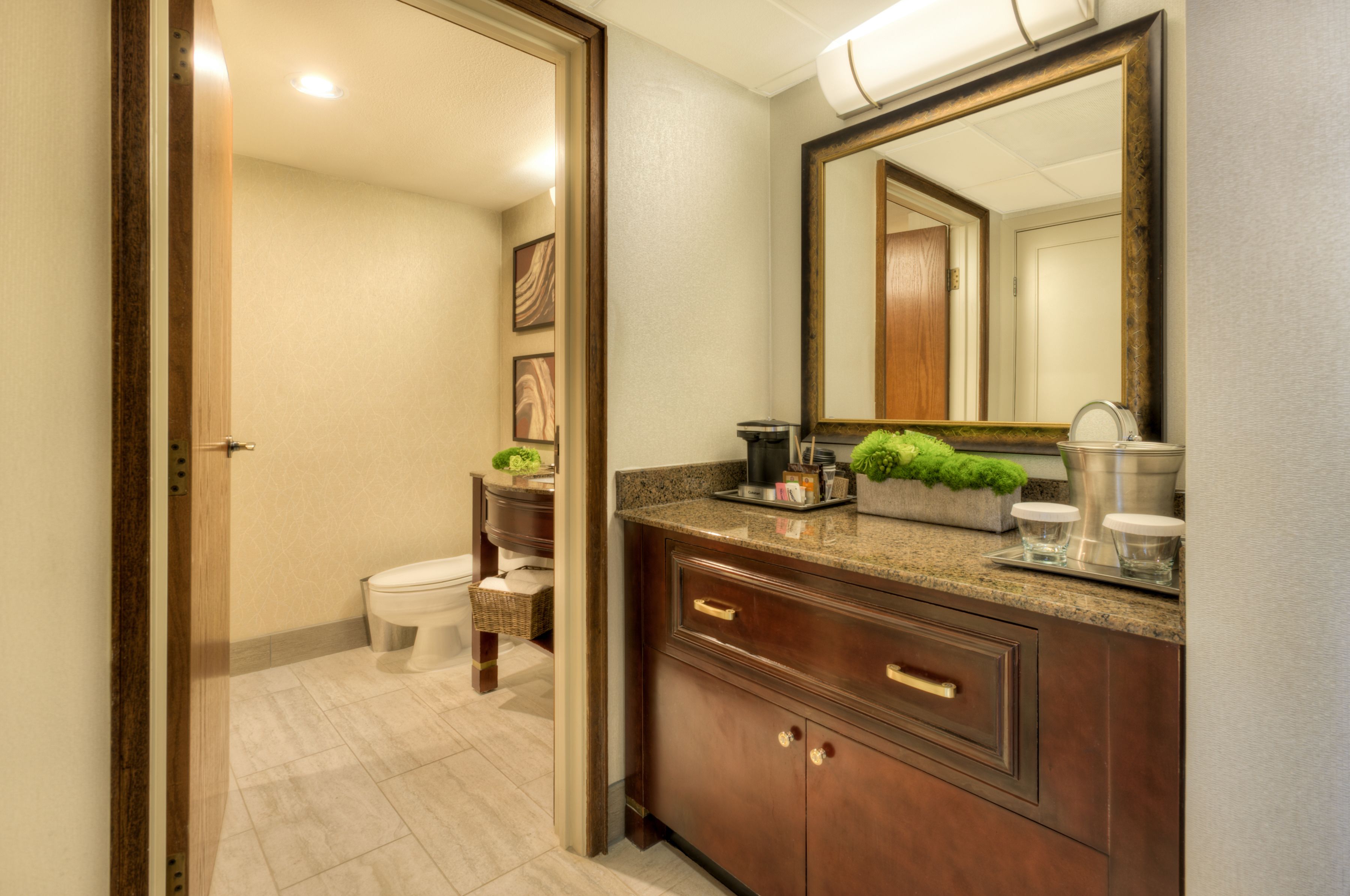 combined shower/bathtub, free toiletries, hair dryer, towels