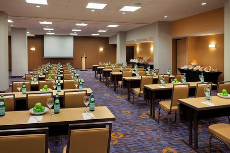 Courtyard by Marriott Toronto Northeast Markham - Image 56