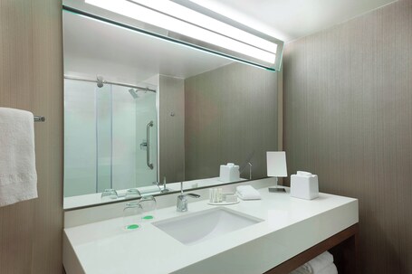 Courtyard by Marriott Toronto Northeast Markham - Image 42