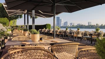 Breakfast served, local and international cuisine, alfresco dining