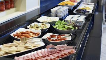 Petit déjeuner à emporter (24 GBP par personne)