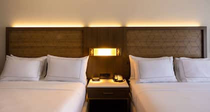 DoubleTree by Hilton Tinton Falls - Eatontown