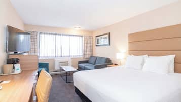 Standard Room, 1 King Bed with Sofa bed | In-room safe, desk, laptop workspace, iron/ironing board