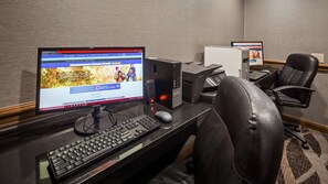 Business center - Best Western Plus North Canton Inn & Suites (North Canton)