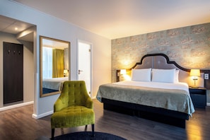 Standard Room (Family) | Premium bedding, minibar, in-room safe, desk