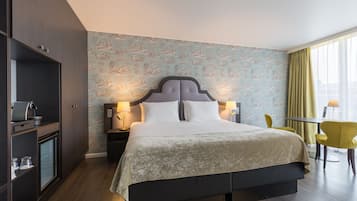 Standard-Doppelzimmer | Hochwertige Bettwaren, Zimmersafe, Schreibtisch