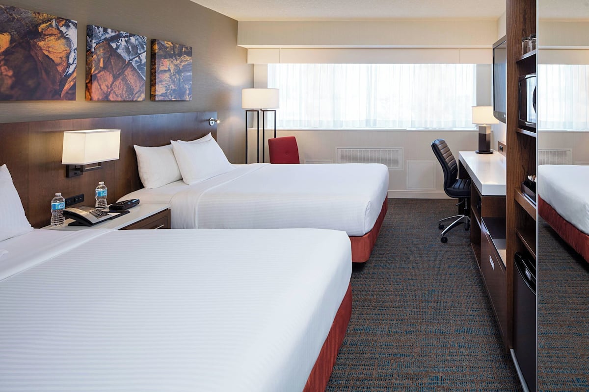 Premium bedding, pillow-top beds, in-room safe, desk