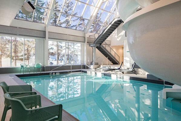 2 indoor pools, pool loungers