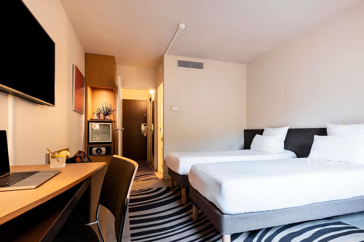 Standard Room, 2 Single Beds